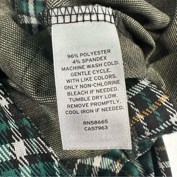 BP Women's 1X NWOT Pants Green Julia Plaid Flare O-Ring Zip High Rise - Picture 5 of 14